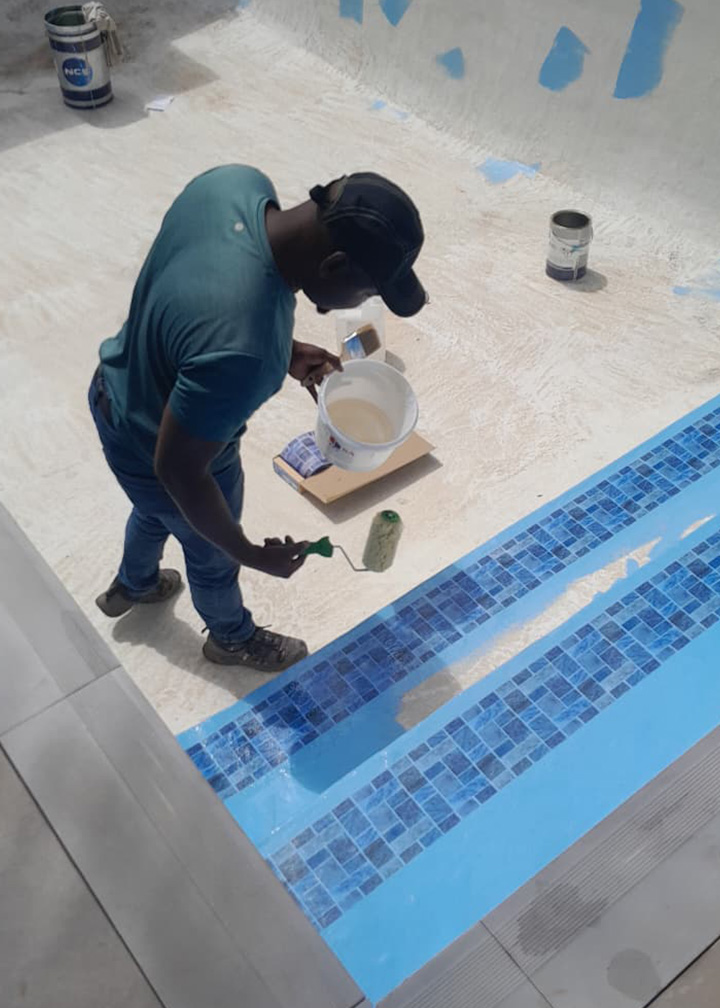 Skynet Pools technician pressure testing a pool suction line in Pretoria